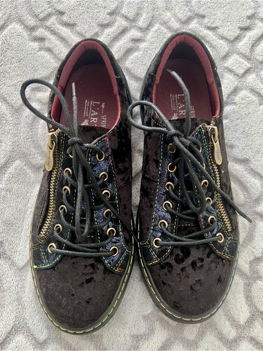 L’Artiste Spring Step Danli Cheeta Women’s 38 US 7.5-8 Black Sneakers